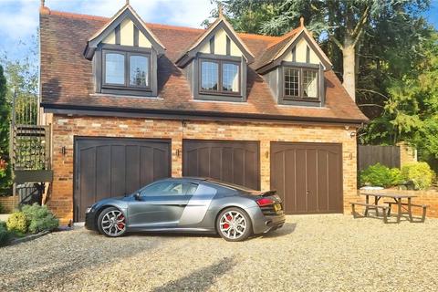 Studio to rent, Lady Margaret Road, Ascot, Berkshire, SL5