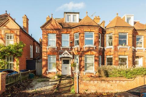 undefined, Lyncroft Gardens, London W13