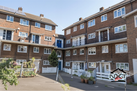 undefined, Livingstone Court, Matlock Road, Leyton, E10