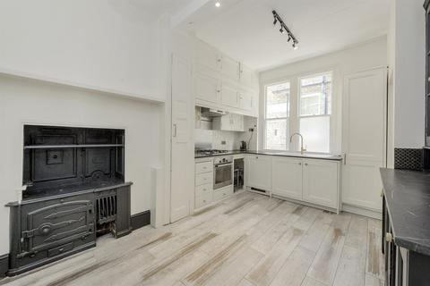 2 bedroom flat to rent, St. Quintin Avenue, London, W10
