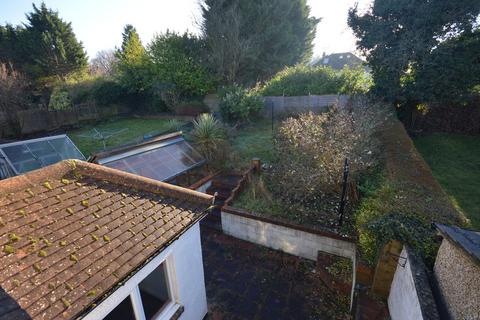 undefined, Grosvenor Road, Epsom, Surrey. KT18 6JB