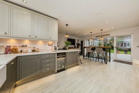 5 bedroom detached house for sale, Fairhaven, Crewe CW2