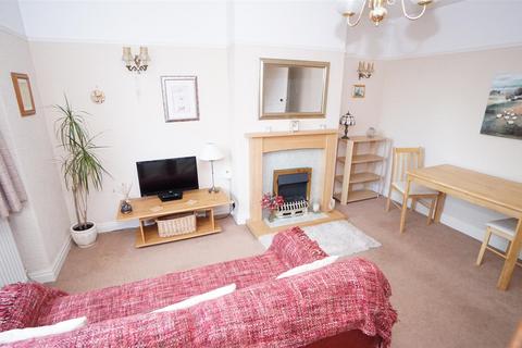 5 bedroom apartment for sale, Leafield Grove, Eccleshill, Bradford