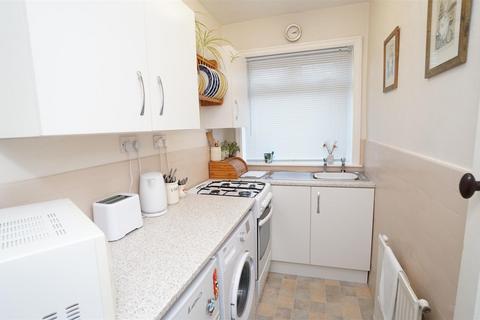 5 bedroom apartment for sale, Leafield Grove, Eccleshill, Bradford