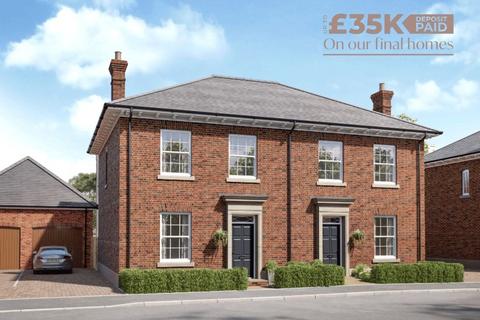 3 bedroom semi-detached house for sale, Mountbatten Park, North Baddesley, Southampton, Hampshire, SO52
