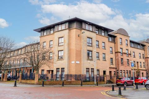 50 Errol Gardens, Flat 2/2, New Gorbals, Glasgow, G5 0RR