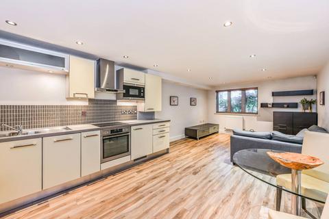 Stane Grove, Clapham North, London, SW9