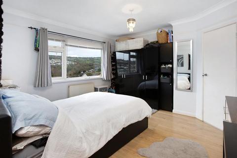 3 bedroom semi-detached house for sale, Deer Park Avenue, Teignmouth, TQ14