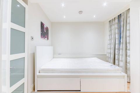 undefined, George Street, Marylebone, London, W1H