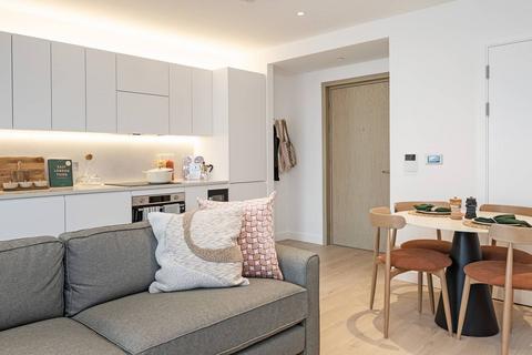 undefined, Alma, New Drum Street, Aldgate, London, E1