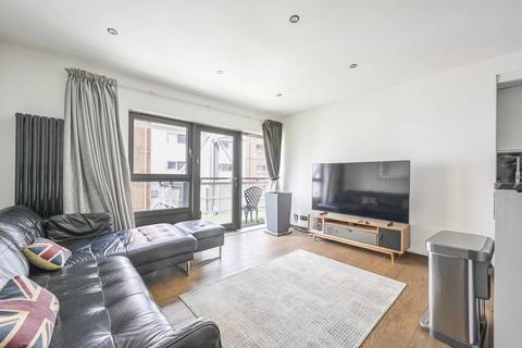 3 bedroom flat for sale, Hutchings Wharf, Canary Wharf, London, E14