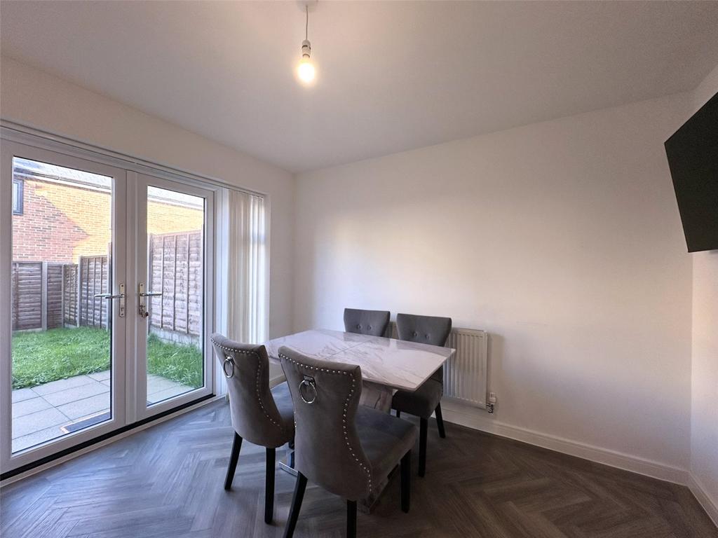 Kitchen/Dining