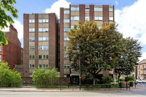 2 bedroom apartment to rent, Parkgate Road, Battersea SW11