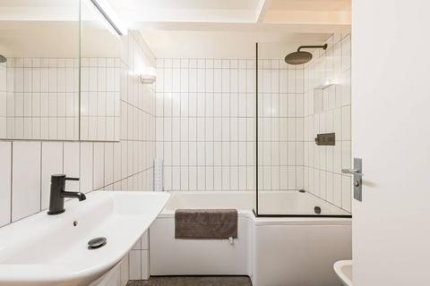 undefined, Fairfield Road, London E3
