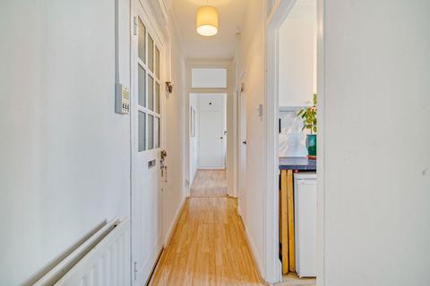 1 bedroom flat to rent, Fairfield Drive, London SW18