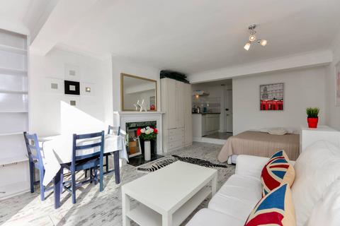undefined, Wandsworth Bridge Road, Sands End, London, SW6