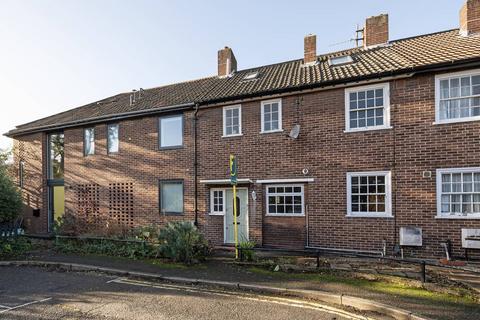 undefined, Mapledene Road, Hackney, London, E8