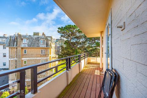 3 bedroom apartment to rent, Manor Road, Bournemouth, BH1 3