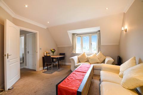 undefined, Summer Close, Byfleet, West Byfleet, Surrey, KT14