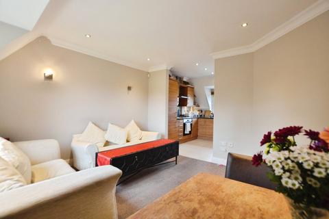 undefined, Summer Close, Byfleet, West Byfleet, Surrey, KT14