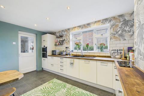 undefined, Gotsfield Close, Acton CO10