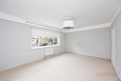 undefined, Eaton Gardens, Hove BN3