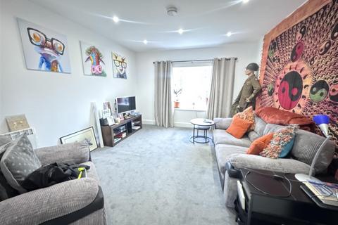 2 bedroom house to rent, St Peter - REN082