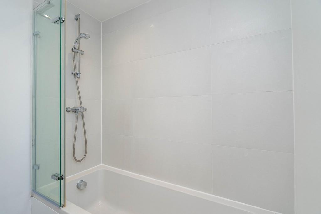 Bathroom2