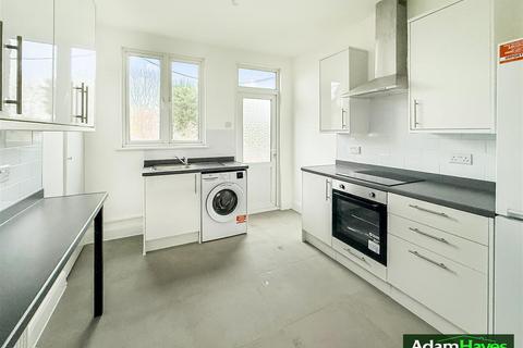 undefined, Sussex Ring, London N12