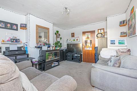 3 bedroom semi-detached house for sale, Chelsea Green, Leighton Buzzard