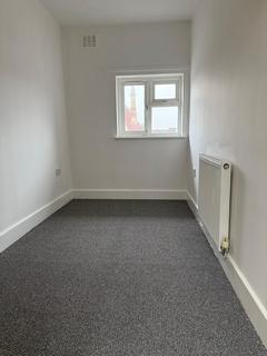 2 bedroom flat for sale, Stratford Road, Shirley, Solihull