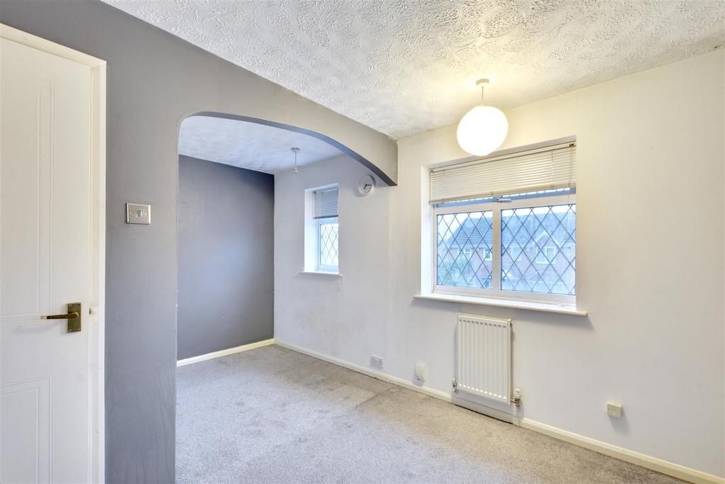 Bedroom 2 1.jpeg