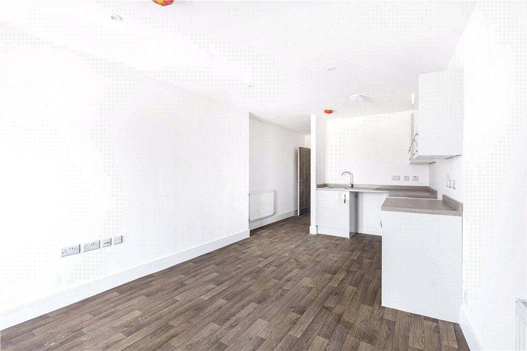 Kitchen/Reception