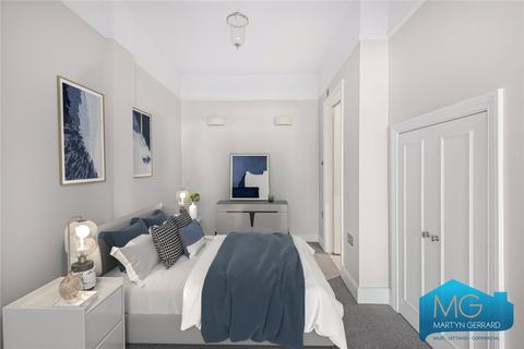 undefined, Broomfield Lane, London, N13