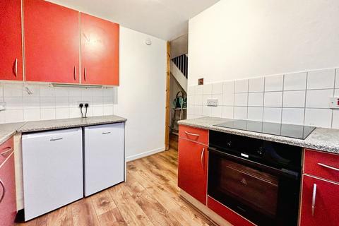 2 bedroom maisonette to rent, Napier Street, Newcastle upon Tyne, NE2