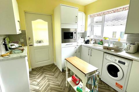 2 bedroom semi-detached bungalow for sale, Bryn View Road, Penrhyn Bay, Llandudno