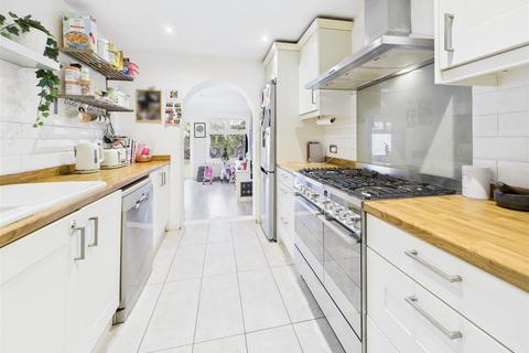 undefined, Burwood Close, Hersham, Walton-On-Thames