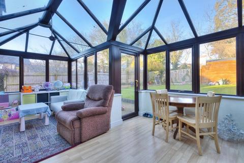 undefined, Aviemore Gardens, Northampton NN4
