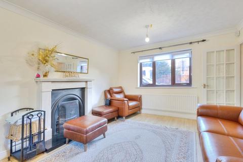 undefined, Aviemore Gardens, Northampton NN4