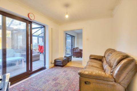 undefined, Aviemore Gardens, Northampton NN4