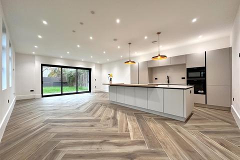 undefined, Bespoke New Home, High Street, Swinderby, Lincoln