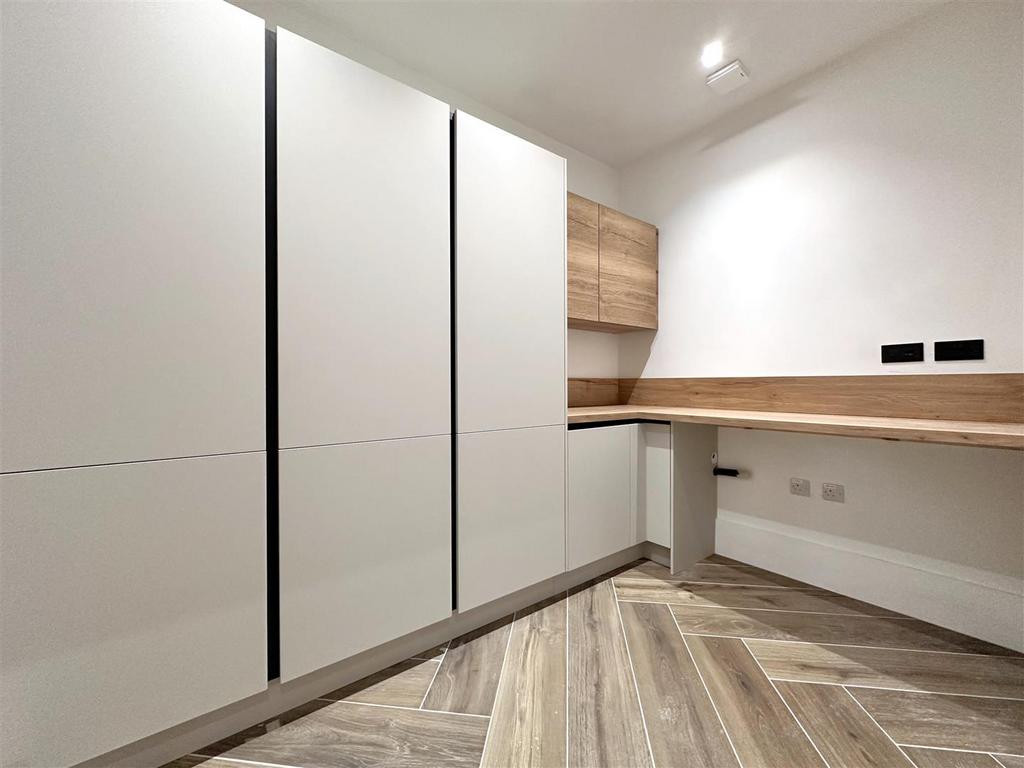 Utility Room 653
