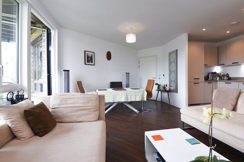 undefined, Blondin Way, Surrey Quays, London, SE16