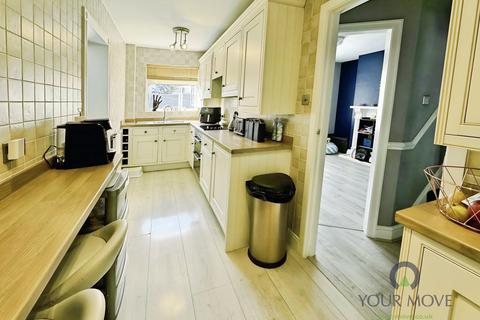 3 bedroom semi-detached house for sale, The Broadway, West Midlands DY1