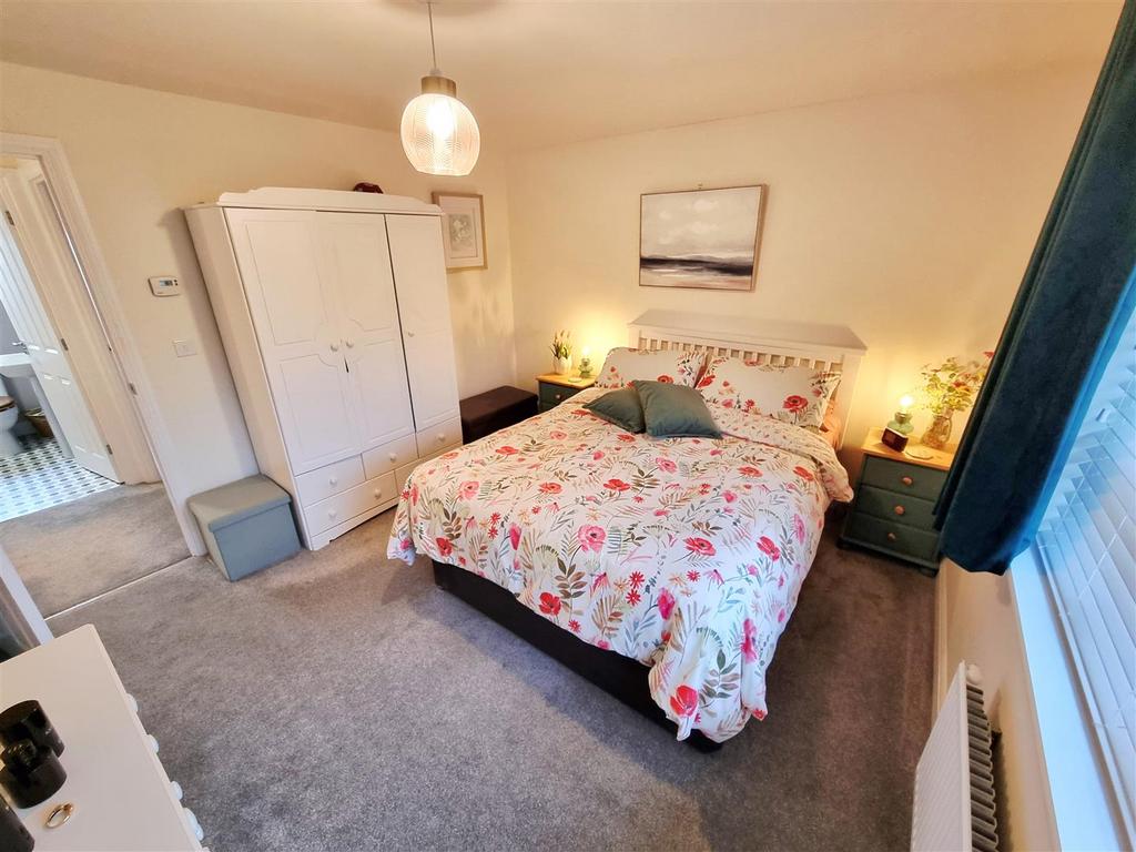 Bed 1.1.jpg