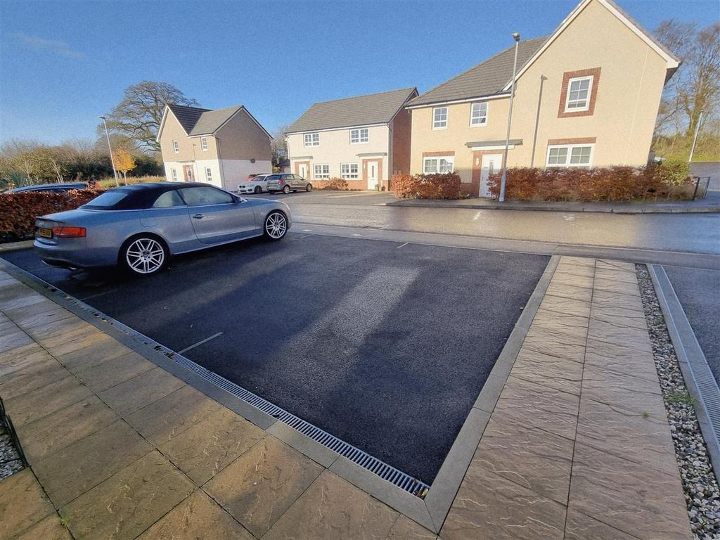 Driveway.jpg