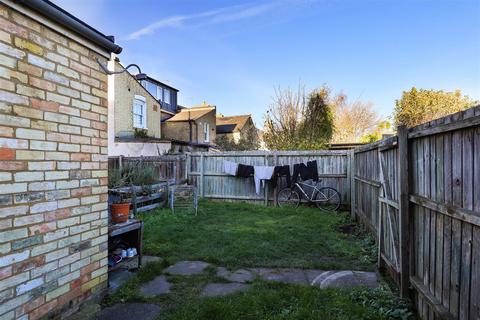 3 bedroom end of terrace house for sale, Marmora Road, Cambridge CB1