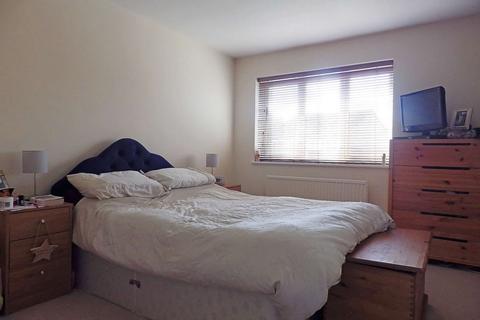 undefined, Lineacre Close, Swindon SN5