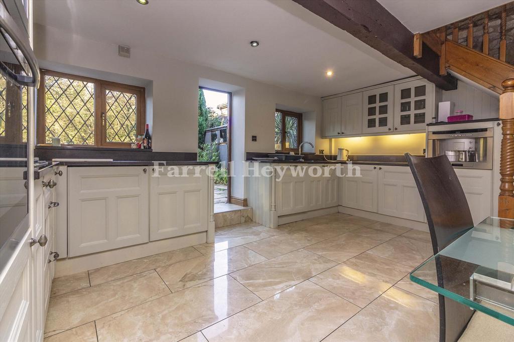 Kitchen c