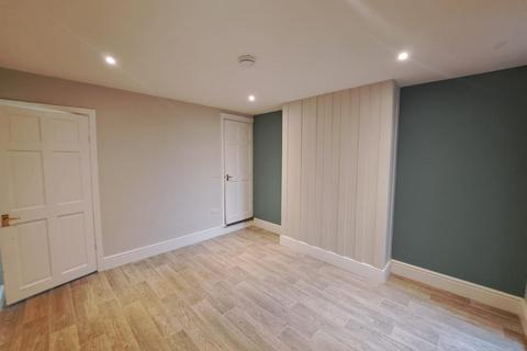 2 bedroom terraced house for sale, Century Street, Newark